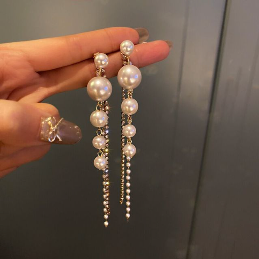 Boucles d'oreilles pendantes en perles faites à la main