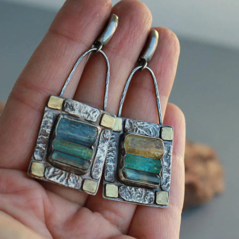 Boucles d'oreilles "Antique" avec des cristaux bleus et verts