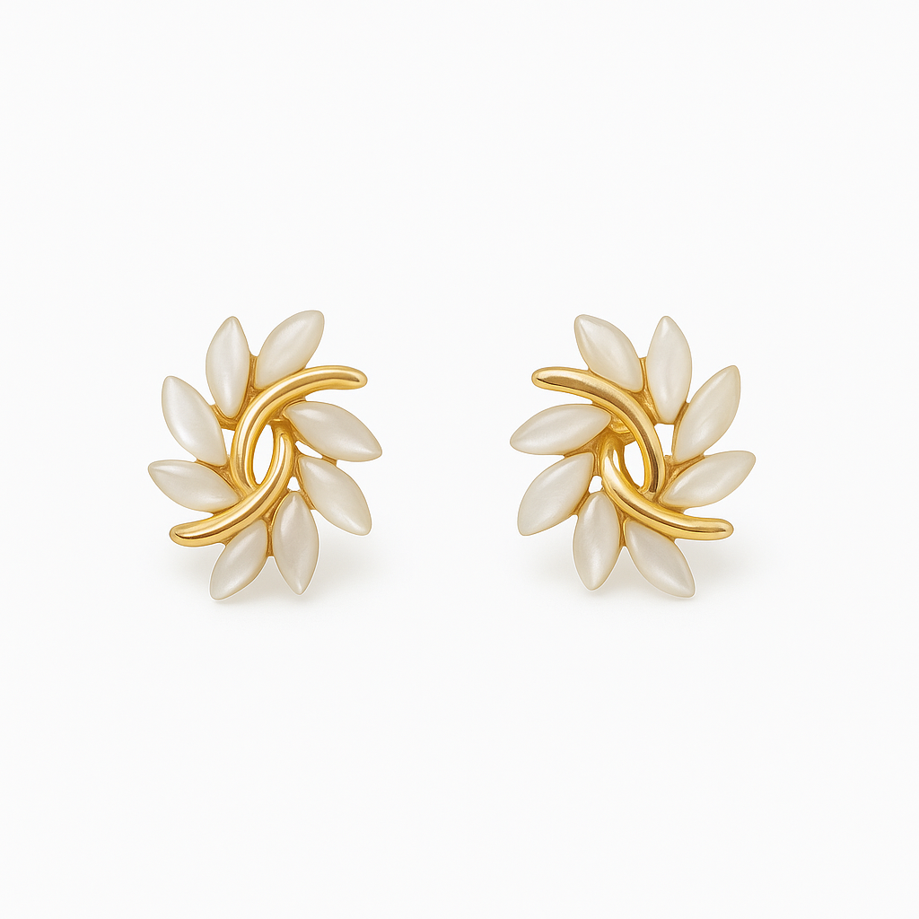 Ohrringe aus Gold mit weißem Opal