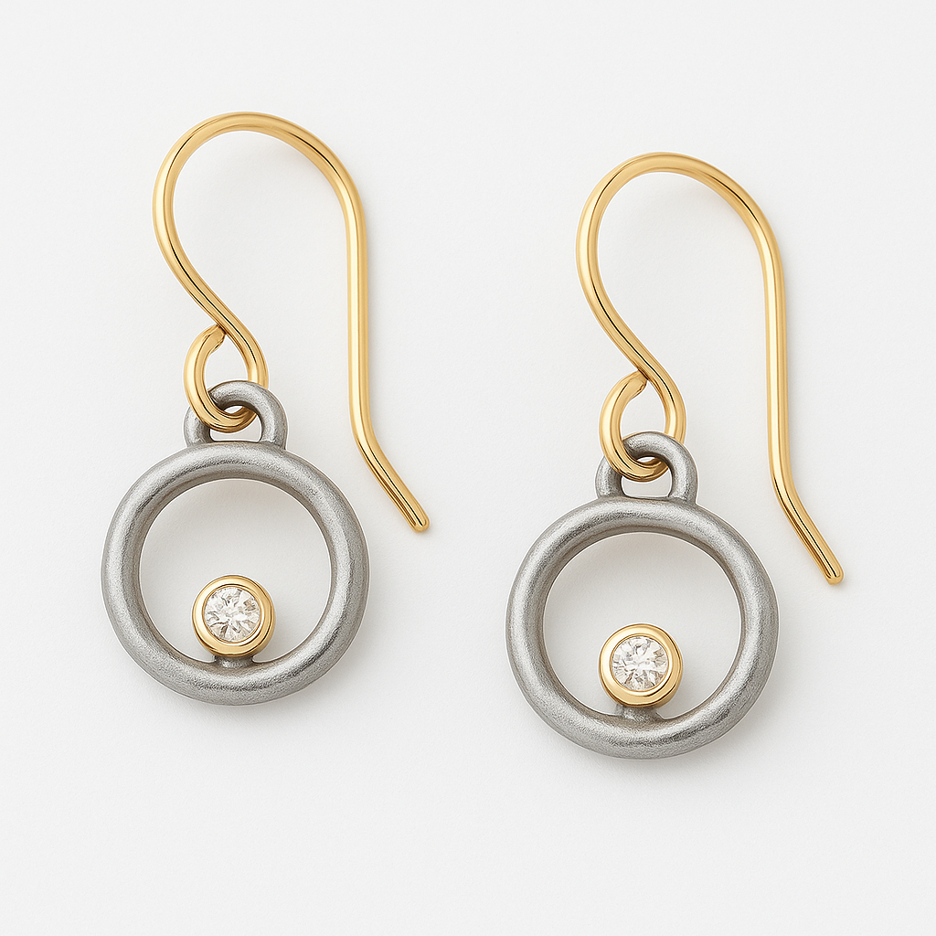 Vintage-Ohrringe aus Gold und Silber mit Zirkonia