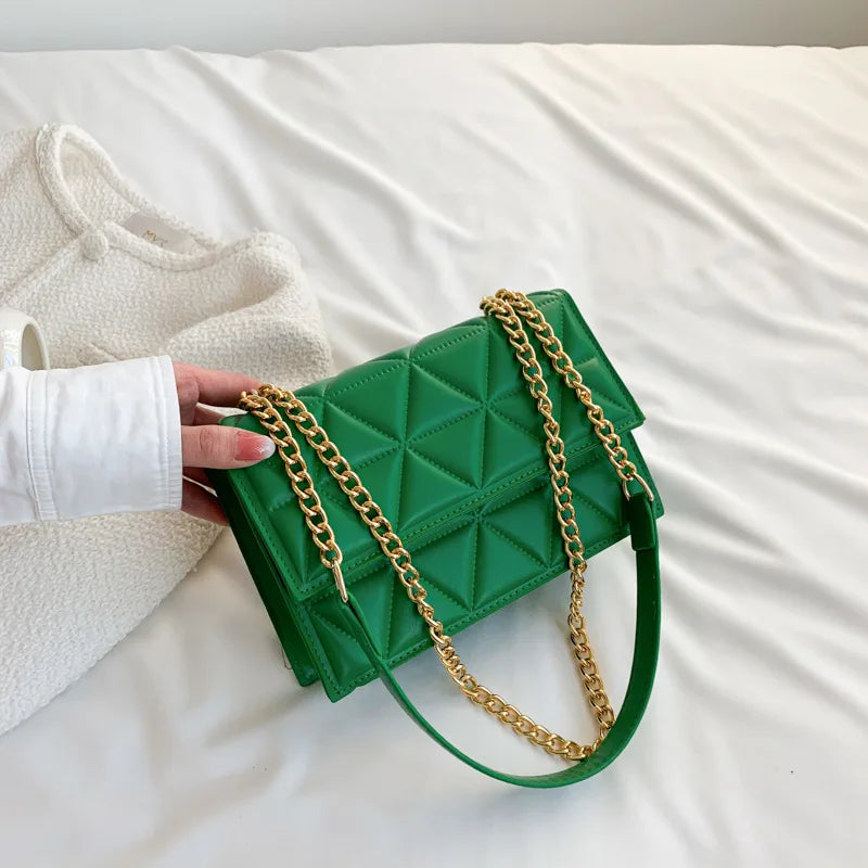 Clara™ | Sac à épaule carré matelassé classique